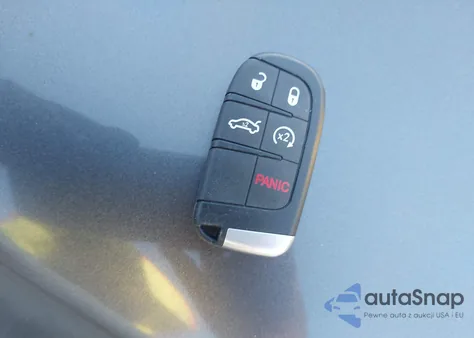 2020 Dodge Challenger Sxt z USA, uszkodzony, nr VIN 2C3CDZAG8LH112907